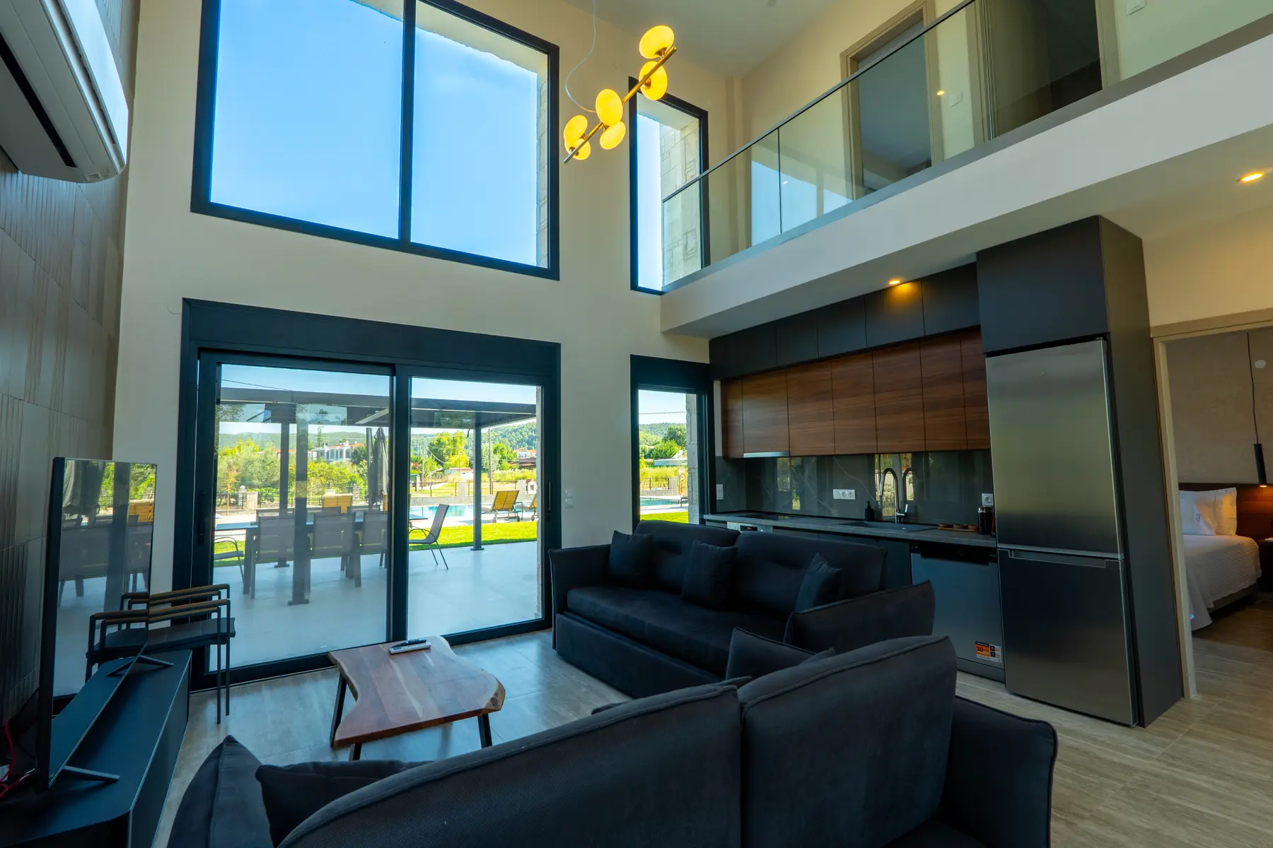 ILIOS residence — photo 1
