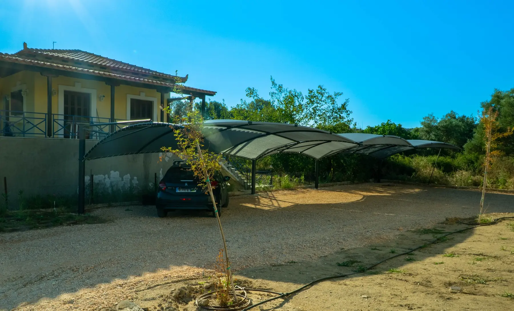 Ersis shaded guest parking — photo 6